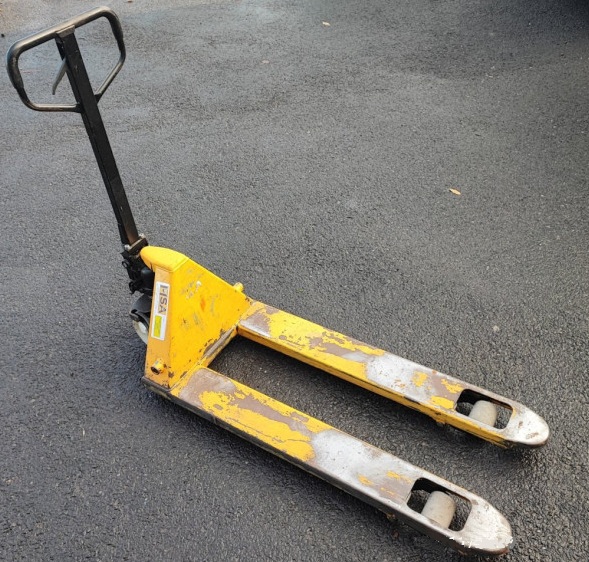 Recon Pallet Truck